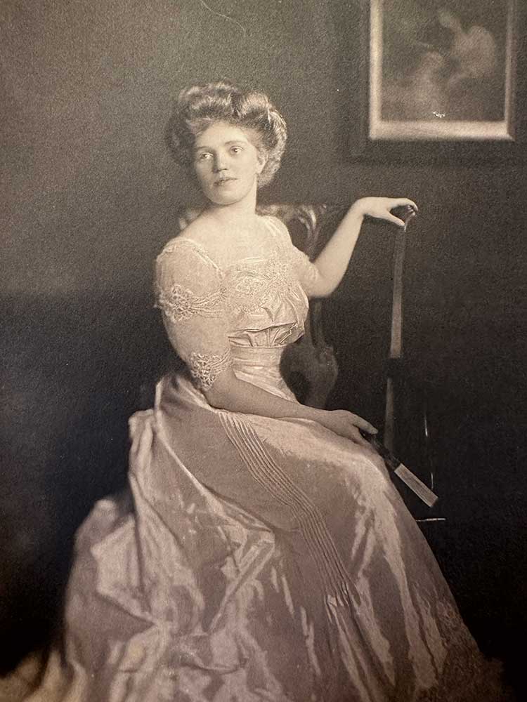 Alberta Sturges, 9th Countess of Sandwich